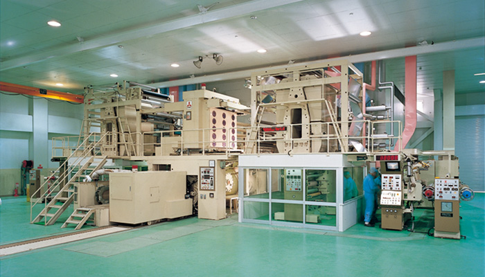 連続式真空蒸着機